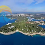 Apartments Mirela 1554