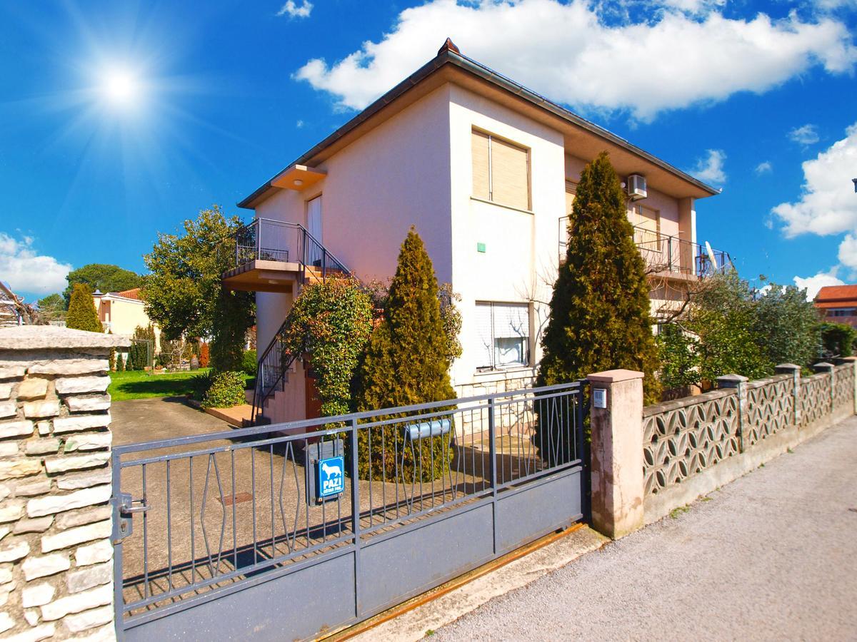 Mirela 1554 Apartmán Pula